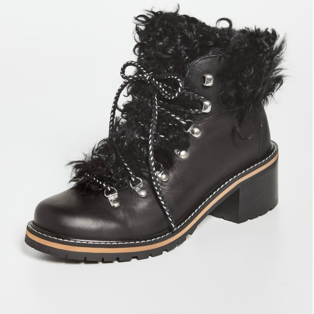 La Montelliana Ninfea Genuine Shearling Lined Bootie